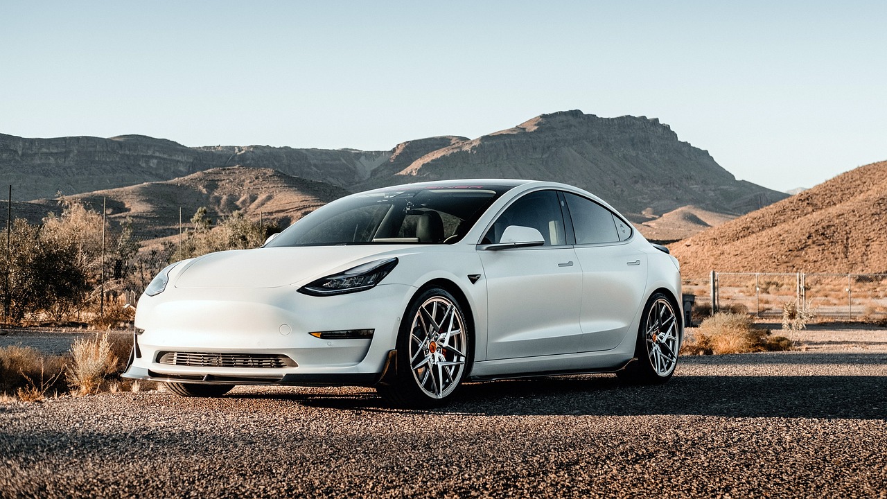 Dealer vs. Independent Service for Your Tesla, Rivian, or Lucid